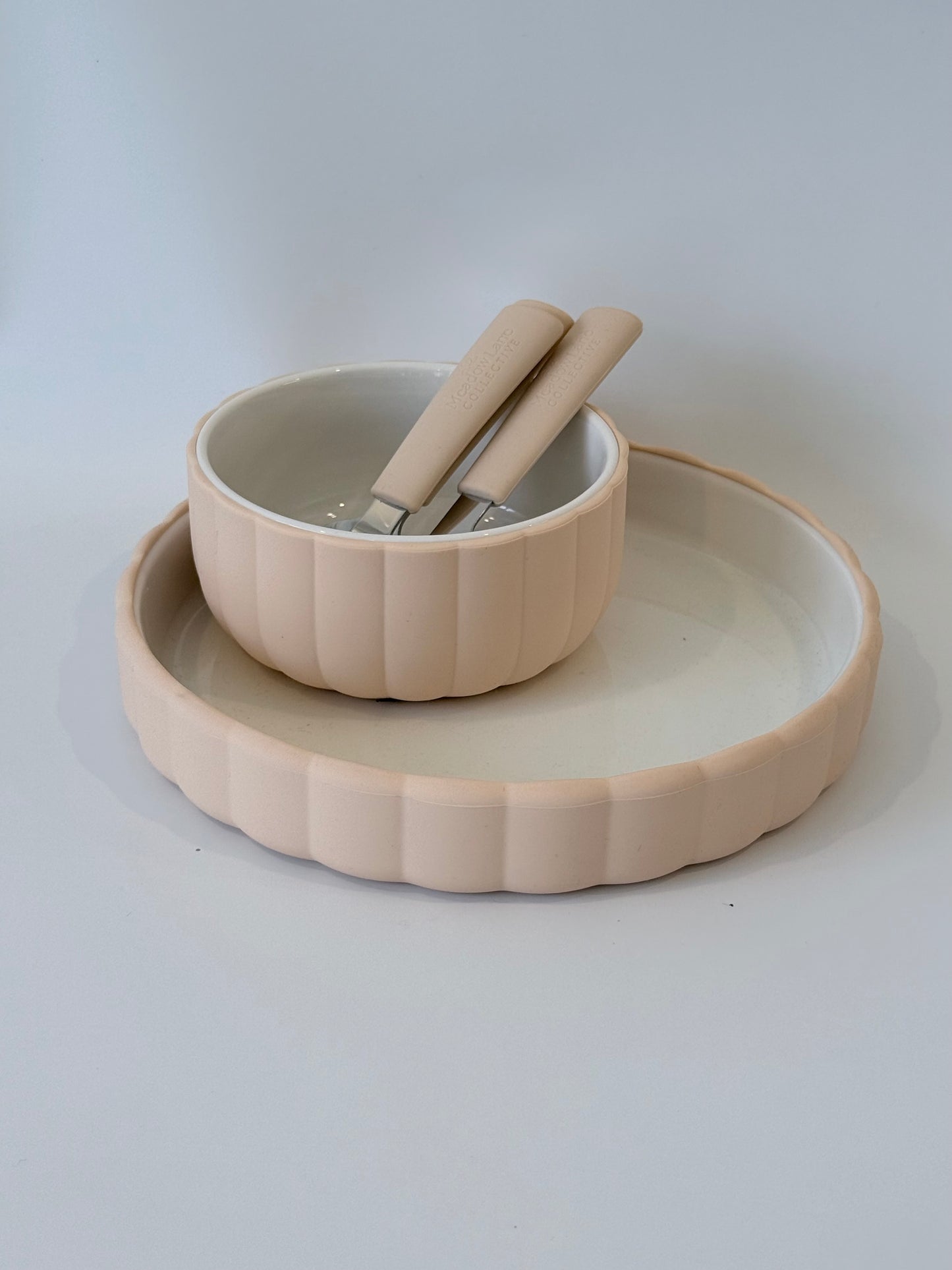 Kids Ceramic Scallop Tableware Set – Plate | Bowl | Cutlery